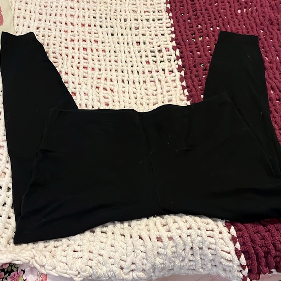 Terra & Sky Classic Black Apparel - Picture 2 of 3